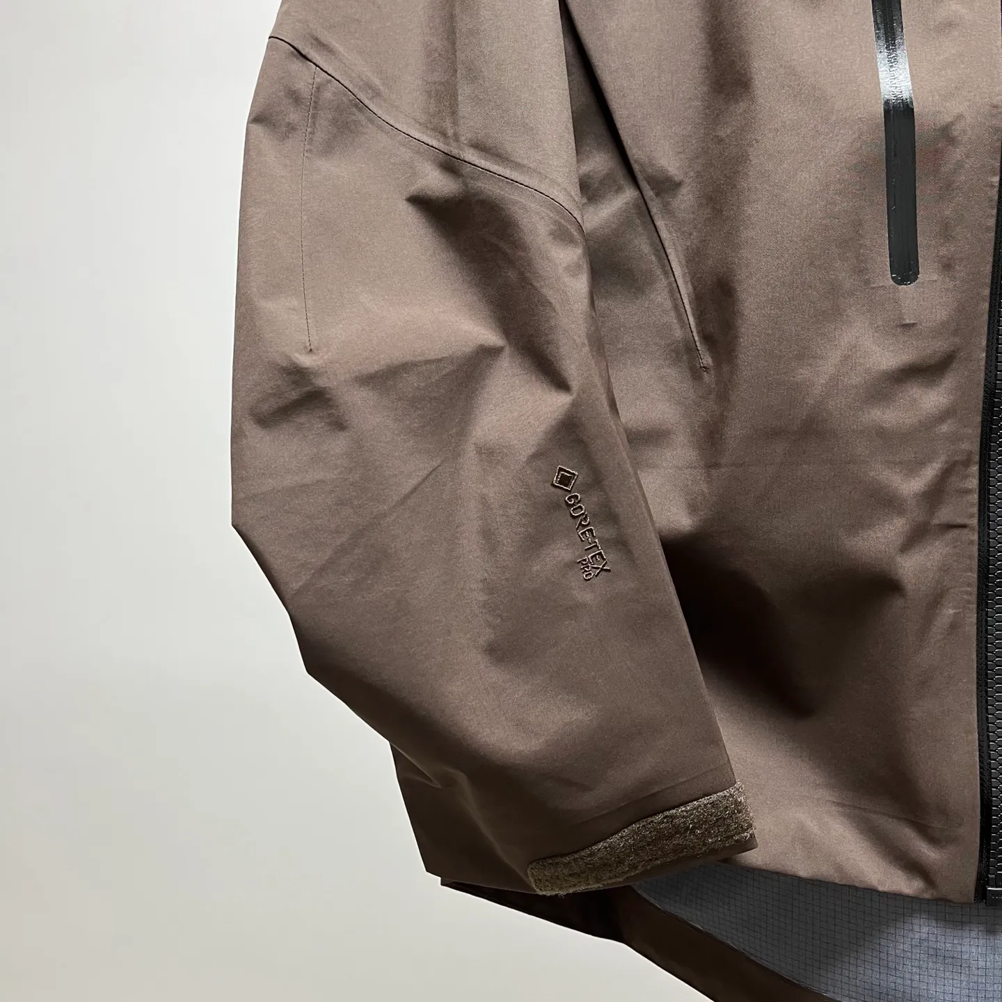 SV 8 ARC'TERYX SV 8 Size：S-XXL